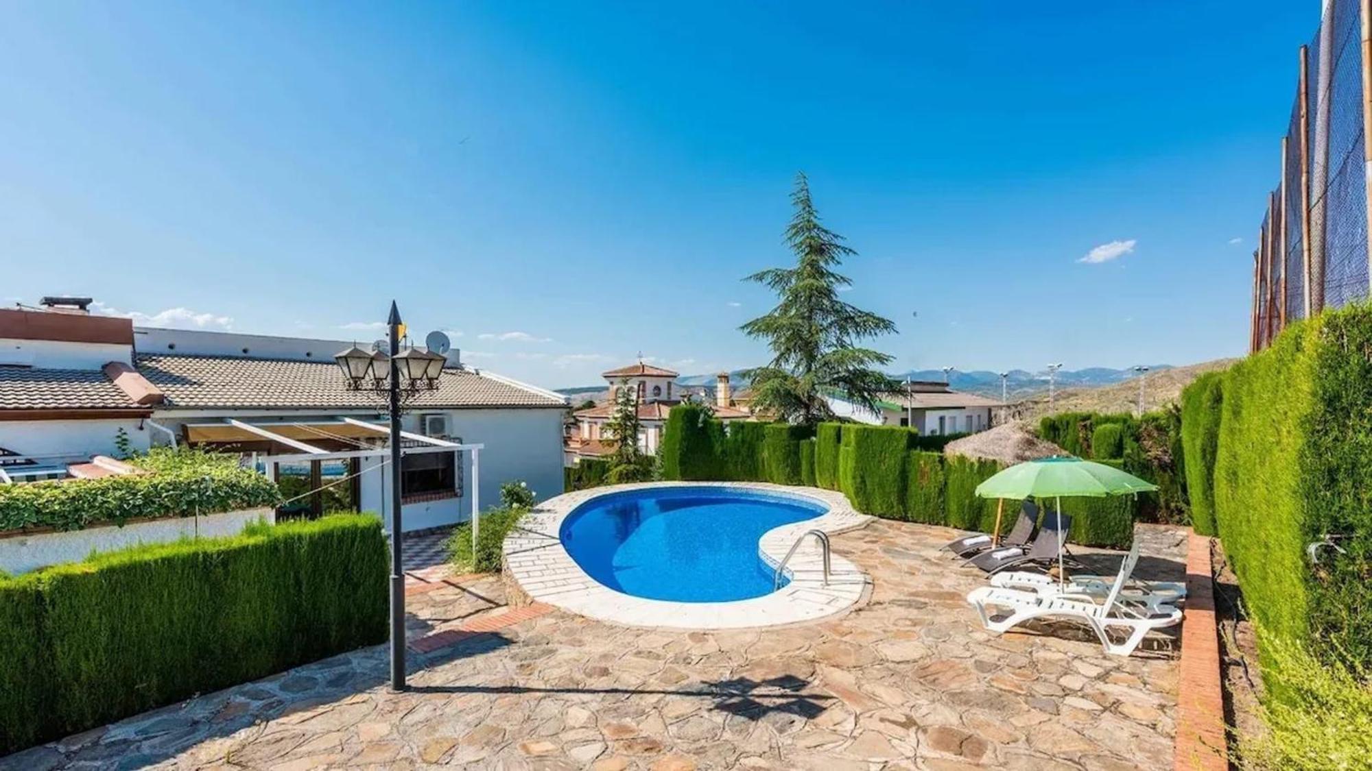 Spacious Villa With Private Pool In Моначиль Екстер'єр фото