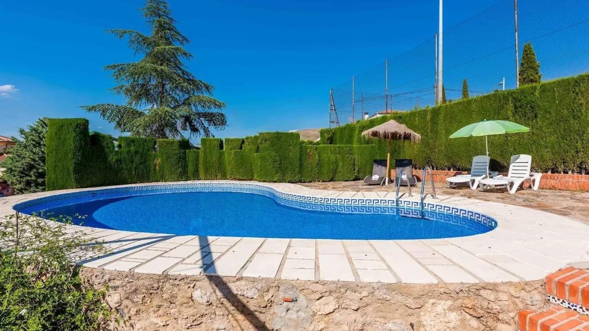 Spacious Villa With Private Pool In Моначиль Екстер'єр фото